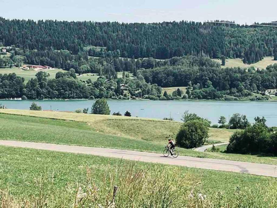 La Parenthese Vue Lac Les Grangettes Esterno foto